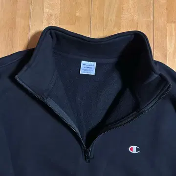 Champion 하프 지퍼 트레이닝복 시착만 한 상품!