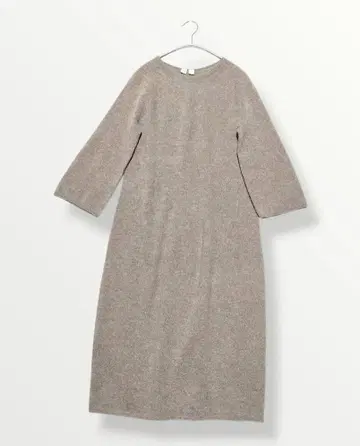 유니클로 U 3D 소프트 라무 크루넥 니트 원피스 롱 L