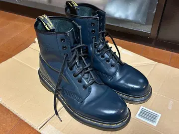 닥터 마틴 네이비 부츠