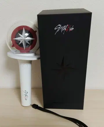 Stray Kids 응원봉 + 수납 봉투 (덤 포함)