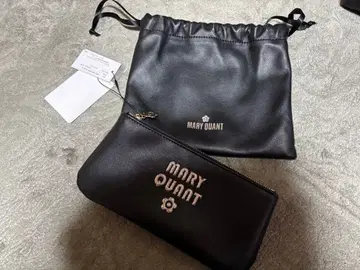 MARY QUANT 글리터 레트로 로고 플랫 펜 케이스 (블랙)