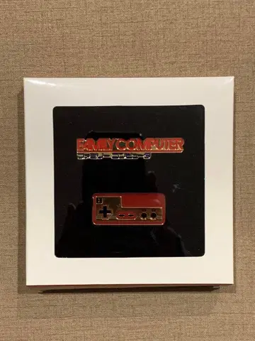 닌텐도 뮤지엄 한정판 핀즈 세트 미사용품 [ 패미컴 ]