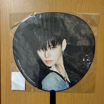 treasure 부채 yoshi