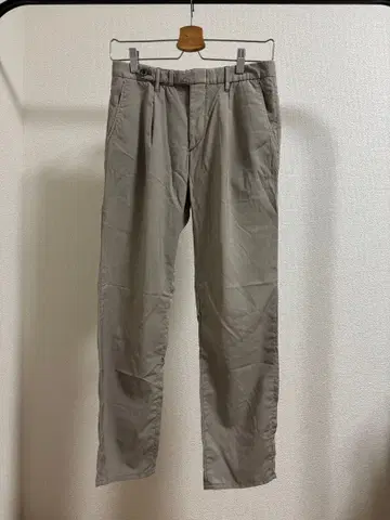 [ 무료배송 ] GTA 루마니아산 썸머 울 팬츠 사이즈 44