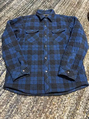 유니클로 플란넬 체크 퀼팅 셔츠 자켓 L