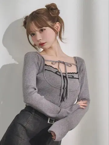 EATME 바이컬러 캐미 니트 앙상블 그레이