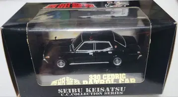 CC 컬렉션 1/43 복면 330 세드릭 순찰차 서부 경찰