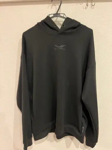 SIXPAD 후드티 블랙 L 사이즈