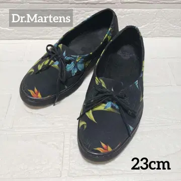 닥터마틴 캔버스 스니커즈 꽃무늬 블랙 23cm