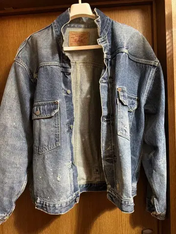 SAPEur 데미지 가공 데님 자켓