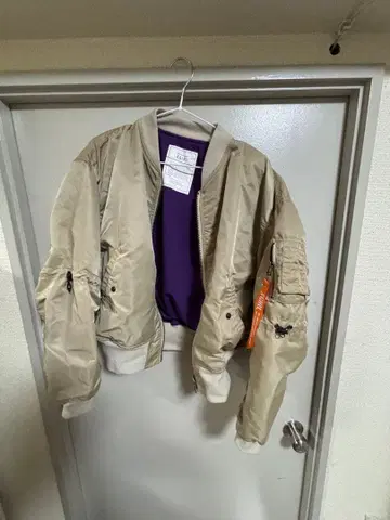 X-GIRL 베이지 MA-1 자켓