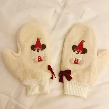 릴린린 미튼 2025