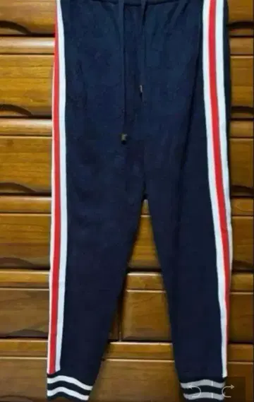 새상품급 앙코키누 코아스판얀 모노그램 니트 조커 팬츠