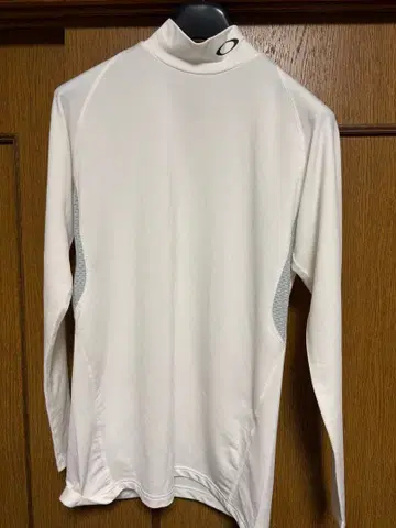 Oakley 하이넥 언더셔츠 화이트