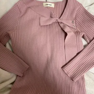 레스 빠세 리본 포함 니트탑 38 사이즈