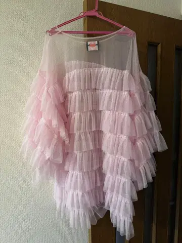 마이크로웨이브 프릴 달린 핑크 튤 상의