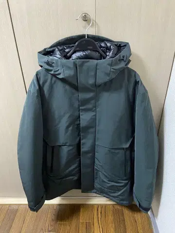 UNIQLO +J 다크 그린 마운틴 파카 XS