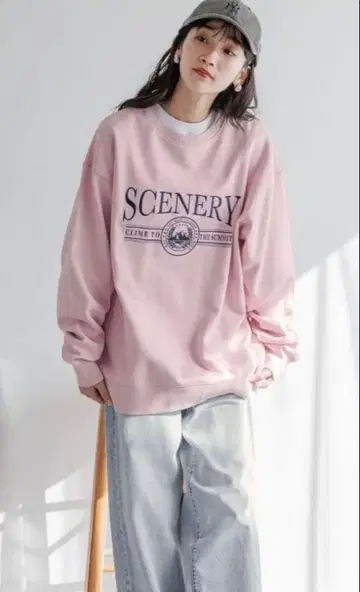 LOWRYSFARM 핑크 오버 사이즈 맨투맨