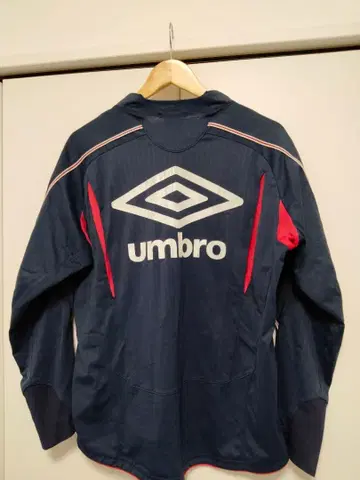 빈티지 스포츠 umbro 네이비 긴팔 피스테 M