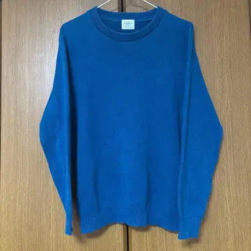 파란색 크루넥 니트 스웨터 구제 의류