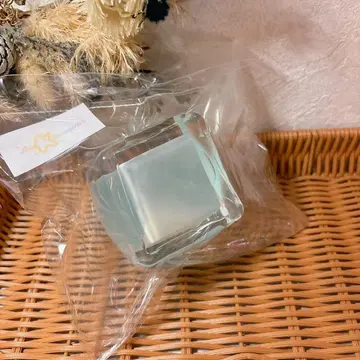 클리어 스퀴즈 발광