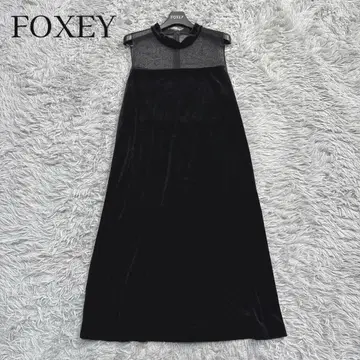 컨디션 최상 폭시 데이지 벨로아 튤 도트 원피스 블랙 40