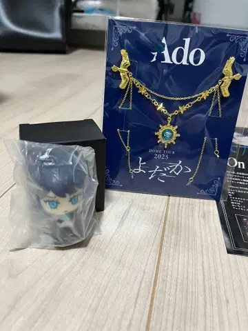 Ado 2025 돔 투어 피규어 세트