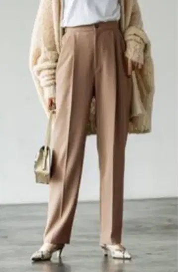 센터 프레스 슬랙스 브라운 40