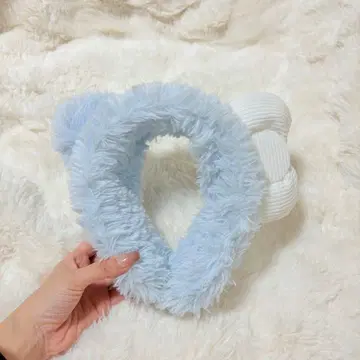 헬로키티 머리띠 복슬복슬 스카이블루