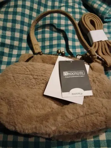 ROOTOTE 베이지 퍼 토트백