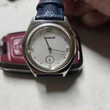 Lombardi 아날로그 손목시계 화이트 다이얼 네이비