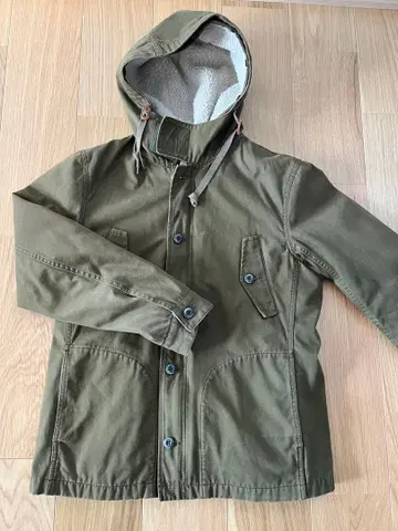 저널 스탠다드 모즈 코트