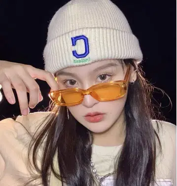 MLB 아이보리 C 자수 니트 모자 프리 사이즈