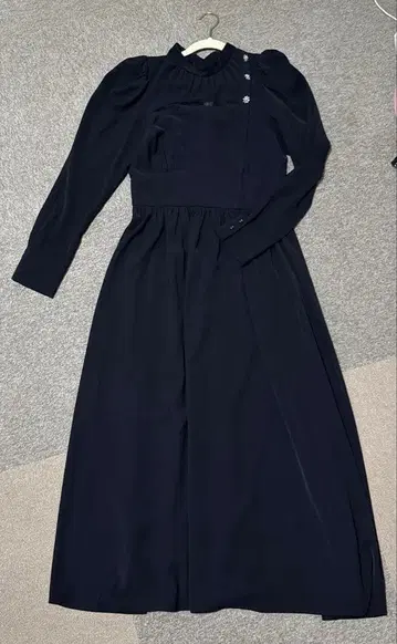 Modern Mademoiselle Back Ribbon Dress