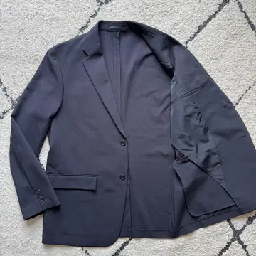 새상품급 유니클로 감동 자켓 테일러드 네이비 XL 455074