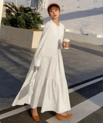 birthdaybash 화이트 티어드 롱 원피스