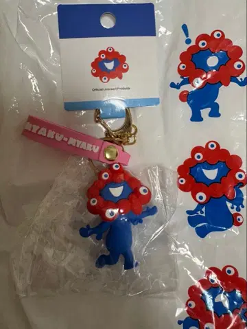 새상품 오사카 간사이 만박 미야쿠미야쿠 입체 키링 러버 스트랩 핑크