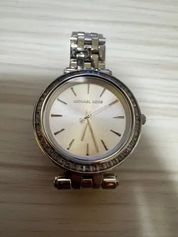 MICHAEL KORS 실버 손목시계