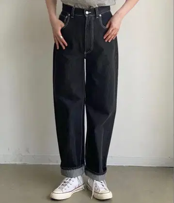 Ufufu 데님 팬츠/스트레이트 데님 팬츠 idem 이뎀