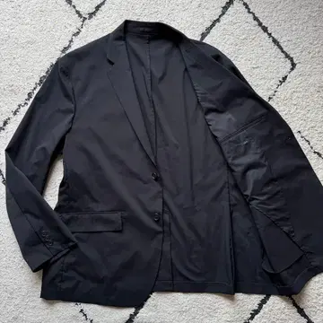 새상품급 유니클로 감동 자켓 테일러드 블랙 3XL 425042