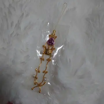 산리오 헬로키티 로즈 스트랩 장미 펄