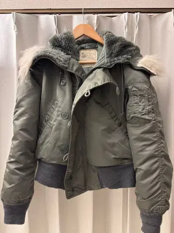 군납 86년산 ALPHA 인더스트리즈 N2B 사이즈 남성용 S