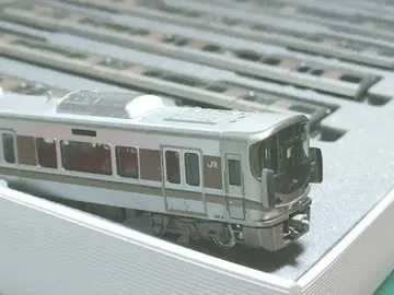 Kato 225계 100번대 8량