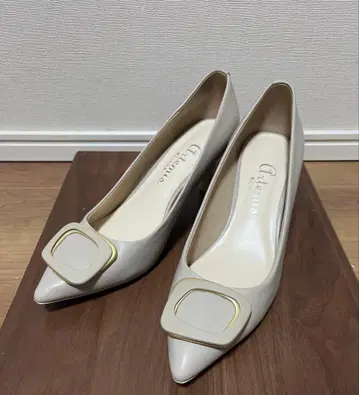 하자품 아르테미스 다이애나 스퀘어 버클 스틸레토 펌프스 24cm