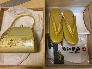 골드 컬러 꽃무늬 일본 의류용 백