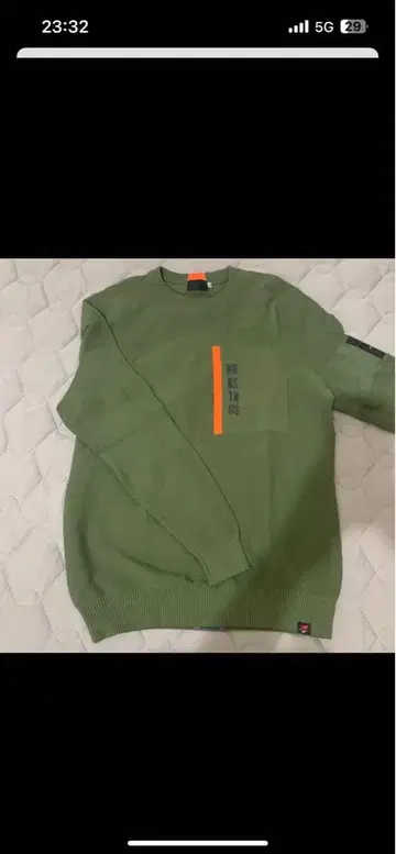 뉴발란스 올리브 그린 크루넥 스웨터 골프