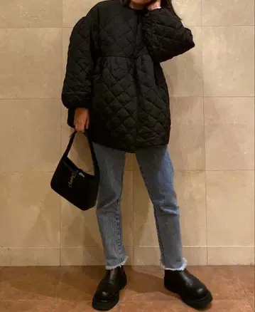 마무온라인 블랙 퀼팅 다운 자켓 오버 사이즈