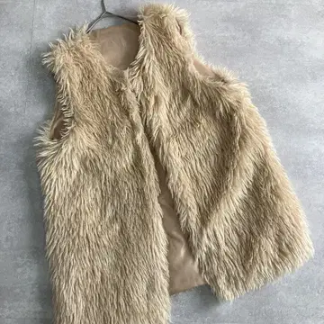 새상품급 ANGIE 앙제 인조 모피 베스트 베이지 m 가을 겨울