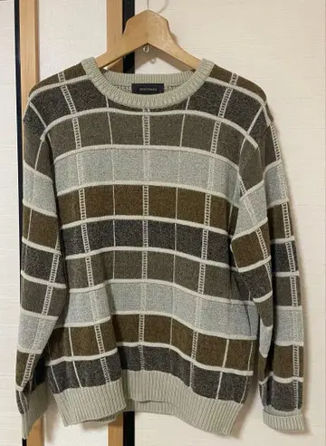 DESTINARE 체크 무늬 니트 스웨터 M 사이즈