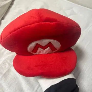 마리오 모자 빨간색 플리스 소재